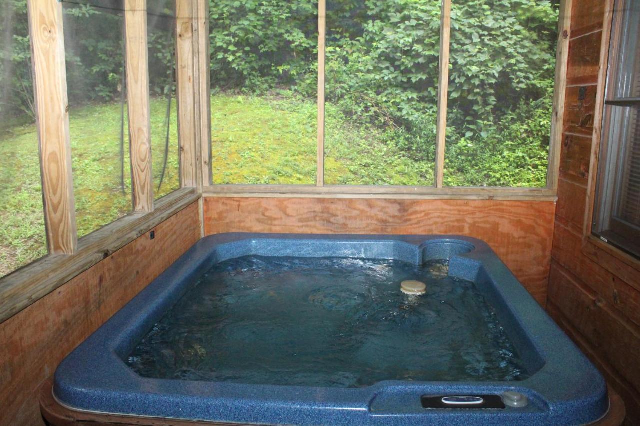 Alpine Joy-Hot Tub, Pond Access ,1089 Of Free Tickets For Each Paid Day, Dollywood And More! ทาวน์เซนด์ ภายนอก รูปภาพ